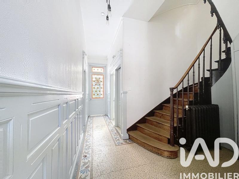 Maison de ville - 242 m² - 8 pièces