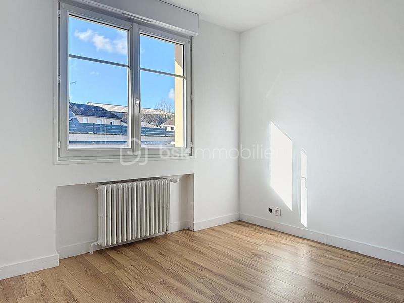 Maison traditionnelle - 160 m² - 7 pièces