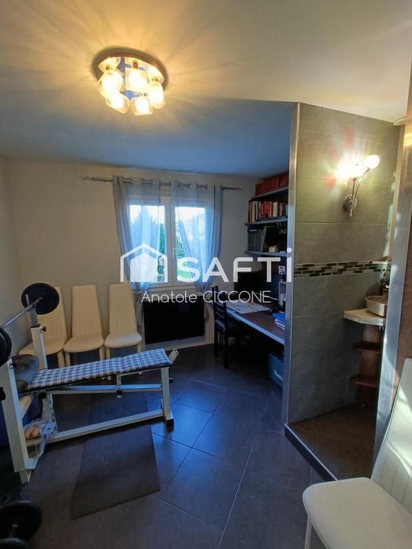 Maison - 131 m² - 6 pièces