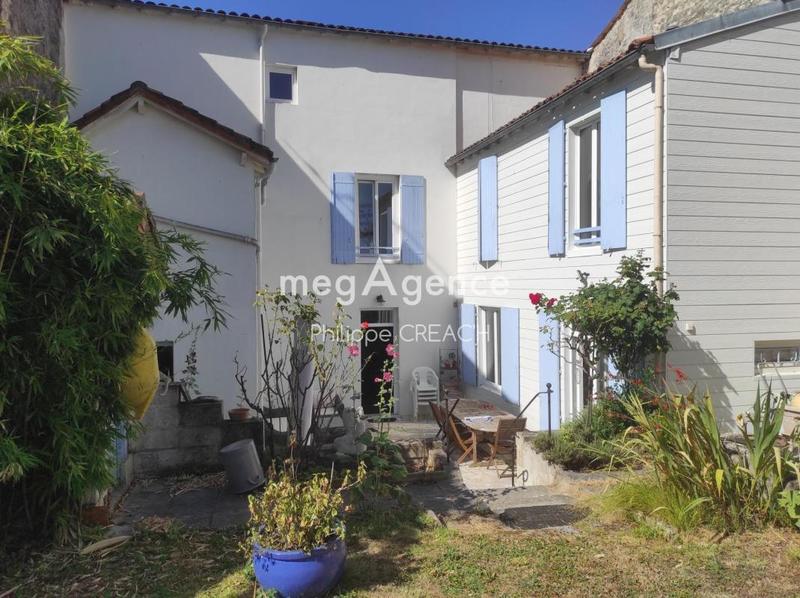 Maison - 158 m² - 6 pièces
