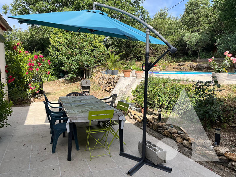 Maison - 101 m² - 5 pièces