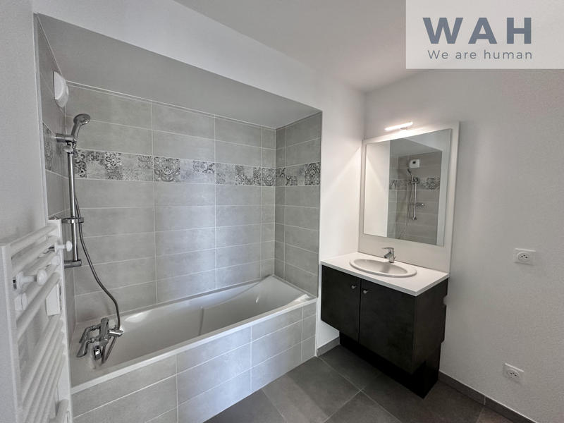 Appartement - 90 m² - 4 pièces