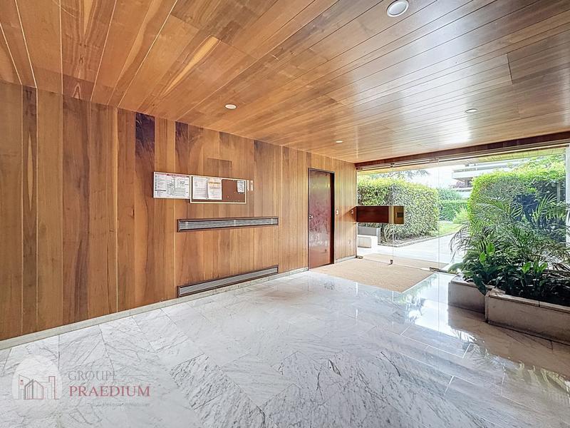 Appartement - 111 m² - 4 pièces