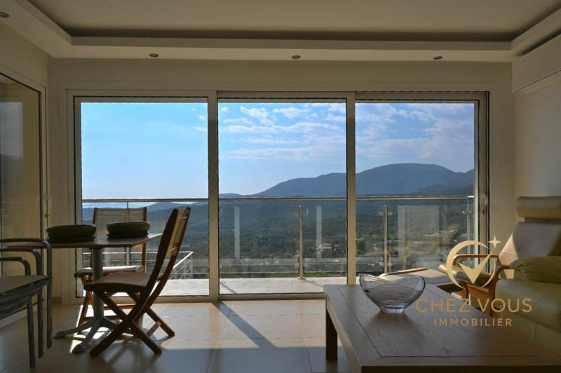 Villa - 200 m² - 7 pièces