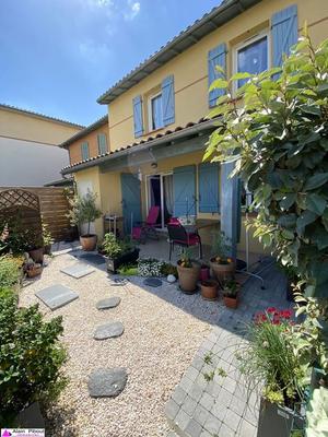 Maison traditionnelle - 105 m² - 5 pièces