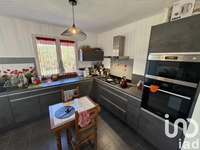 Maison - 98 m² - 4 pièces