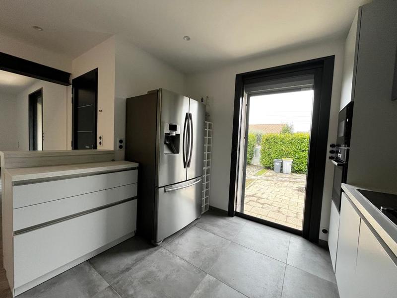 Immeuble - 75 m² - 3 pièces