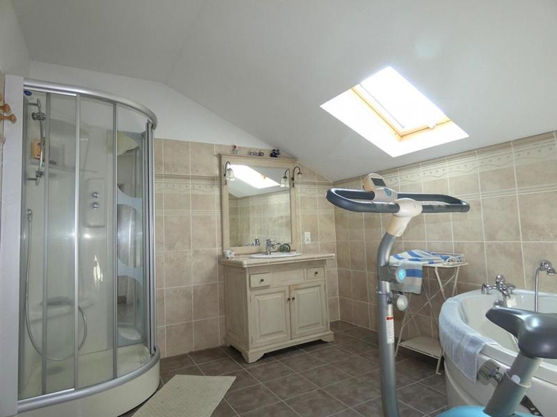 Maison - 165 m² - 6 pièces