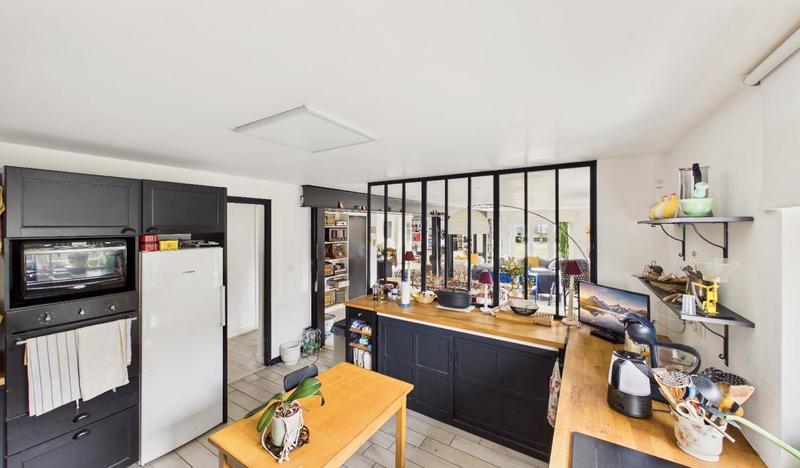 Maison - 185 m² - 6 pièces