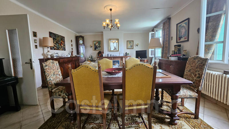 Maison - 120 m² - 3 pièces