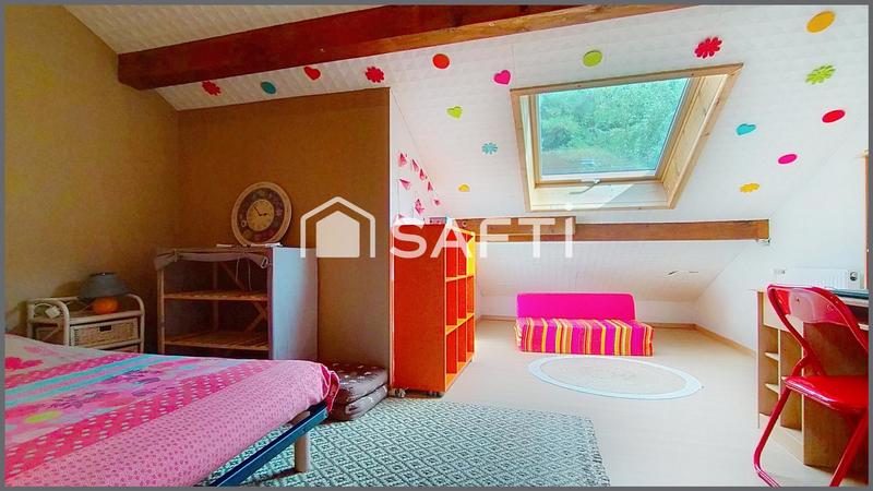 Maison - 223 m² - 11 pièces