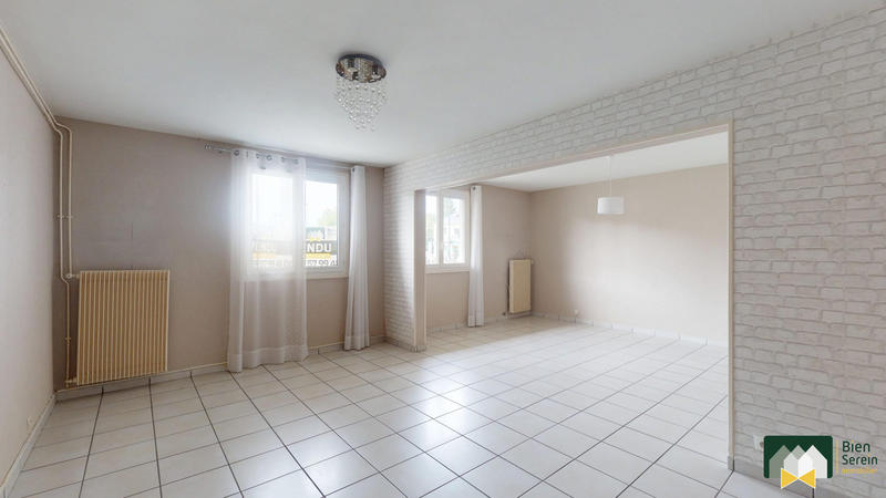 Appartement - 93 m² - 4 pièces