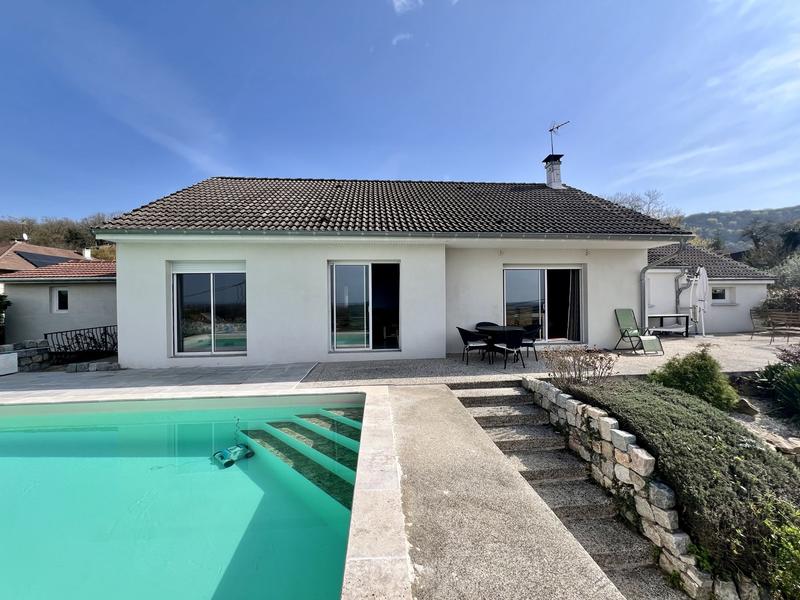 Maison - 125 m² - 5 pièces