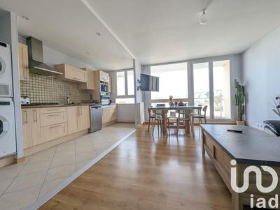 Appartement - 90 m² - 5 pièces