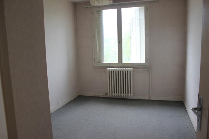 Appartement - 94 m² - 5 pièces