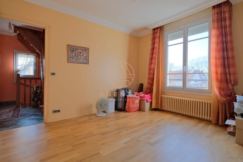 Maison - 168 m² - 5 pièces