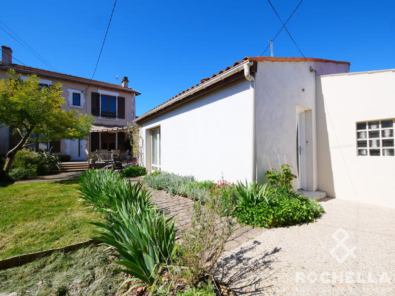 Maison - 140 m² - 5 pièces