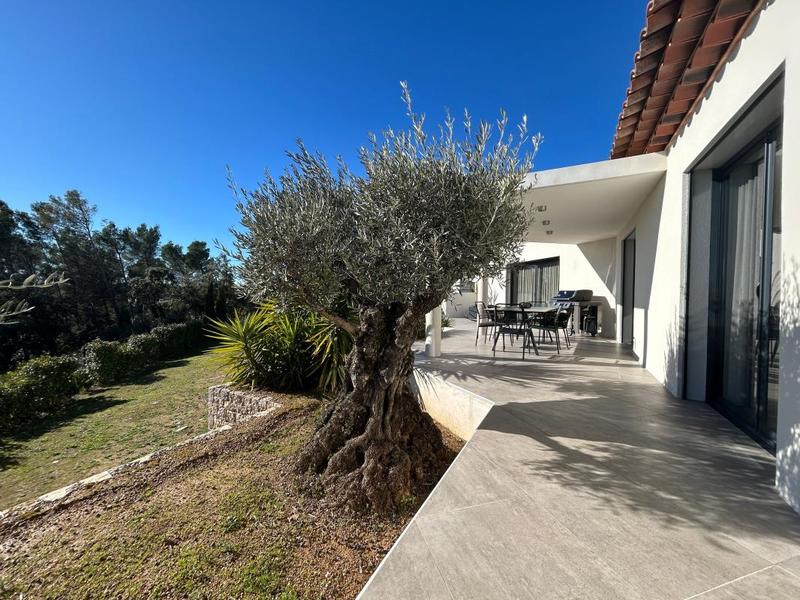 Maison - 172 m² - 4 pièces