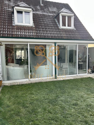 Maison - 98 m² - 4 pièces