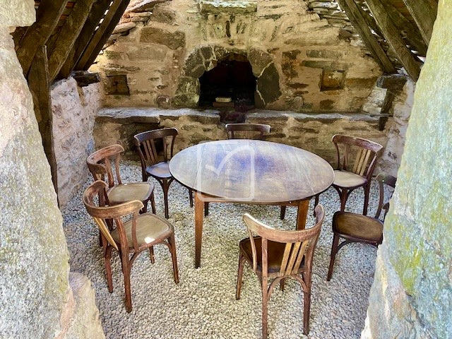 Maison - 314 m² - 13 pièces