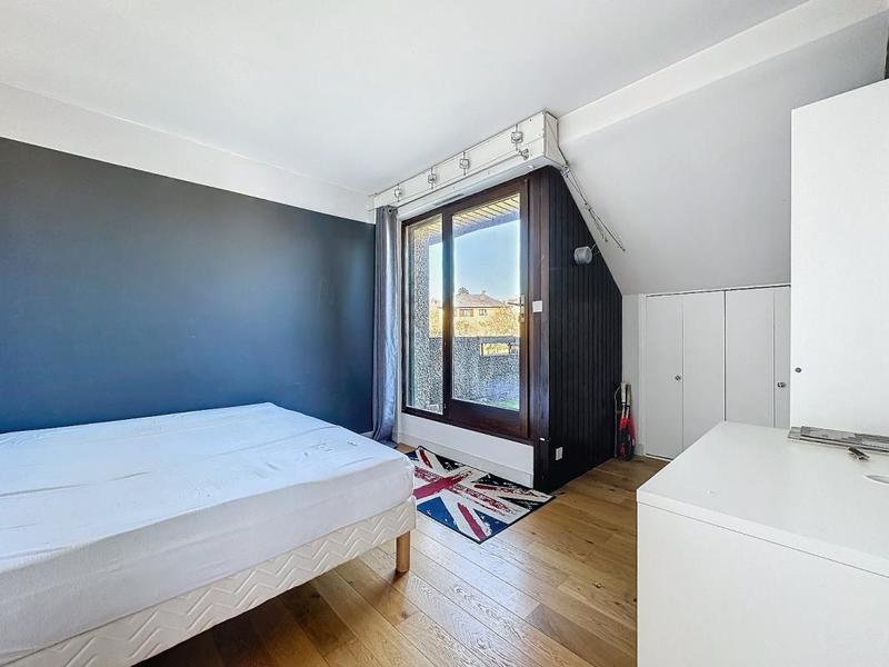 Maison d'architecte - 220 m² - 9 pièces