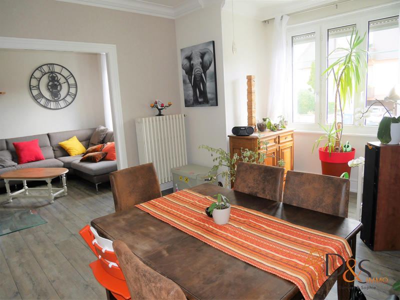 Maison - 100 m² - 5 pièces