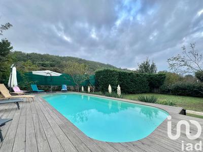 Maison - 175 m² - 7 pièces