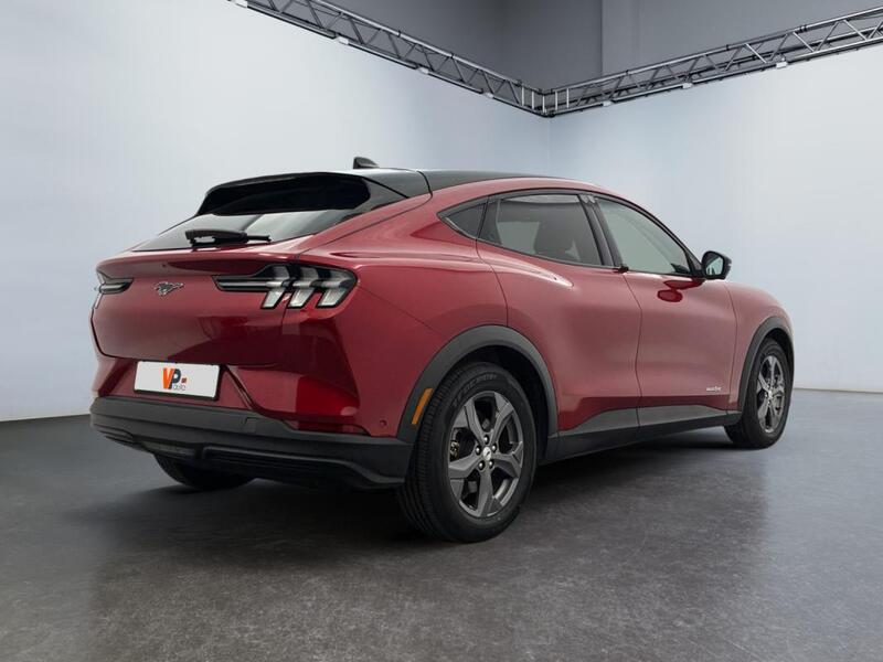 Ford Mustang Mach-E Standard Range 76 kWh 269 ch