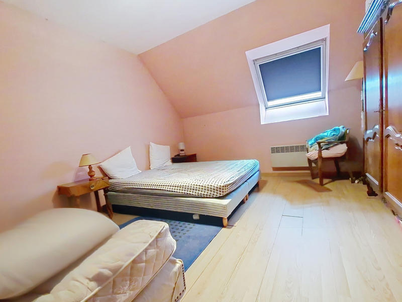 Maison - 110 m² - 4 pièces