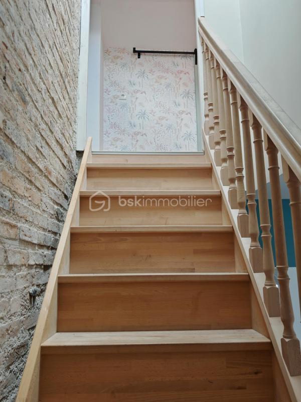 Maison - 186 m² - 6 pièces