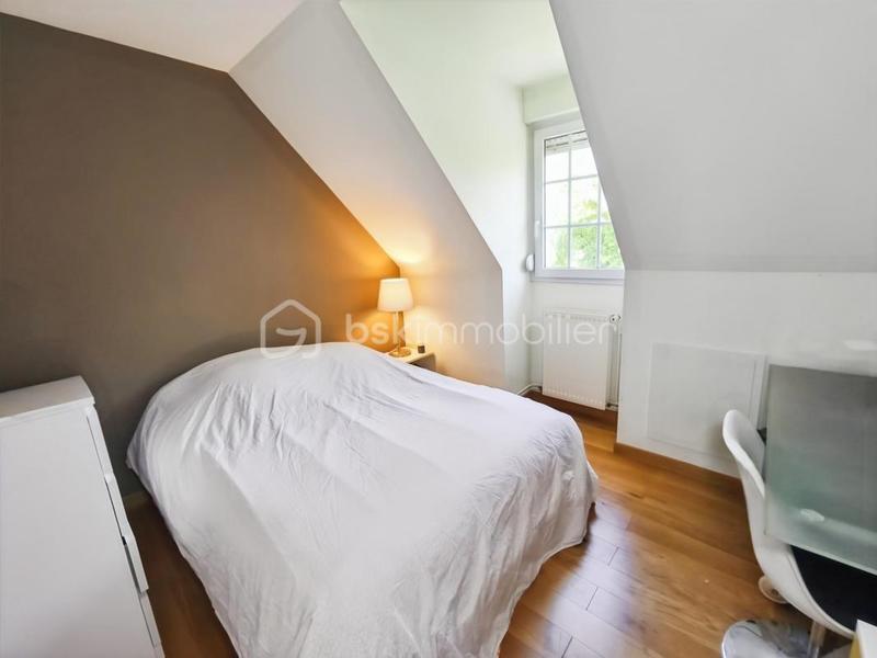 Maison - 144 m² - 7 pièces