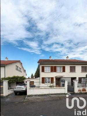 Maison - 92 m² - 6 pièces