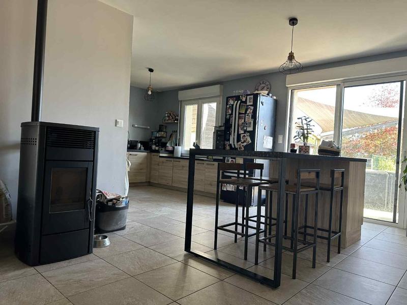 Maison - 140 m² - 6 pièces