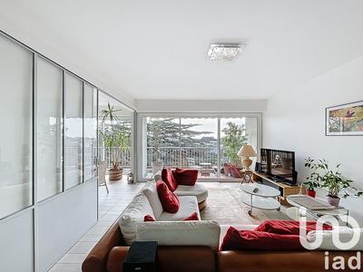 Appartement - 140 m² - 5 pièces