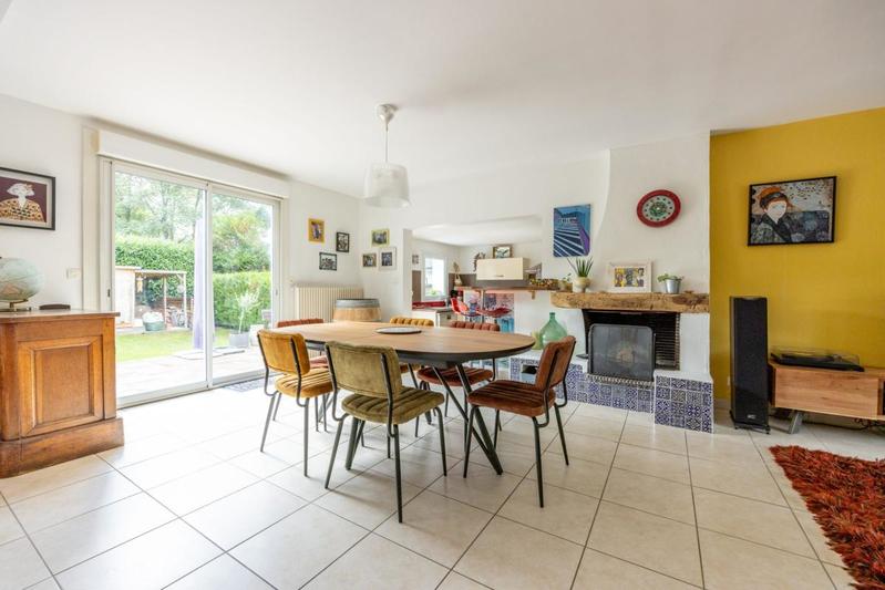 Maison - 160 m² - 7 pièces