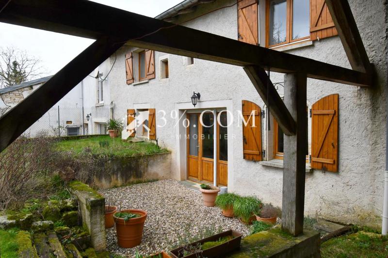 Propriété - 280 m² - 9 pièces