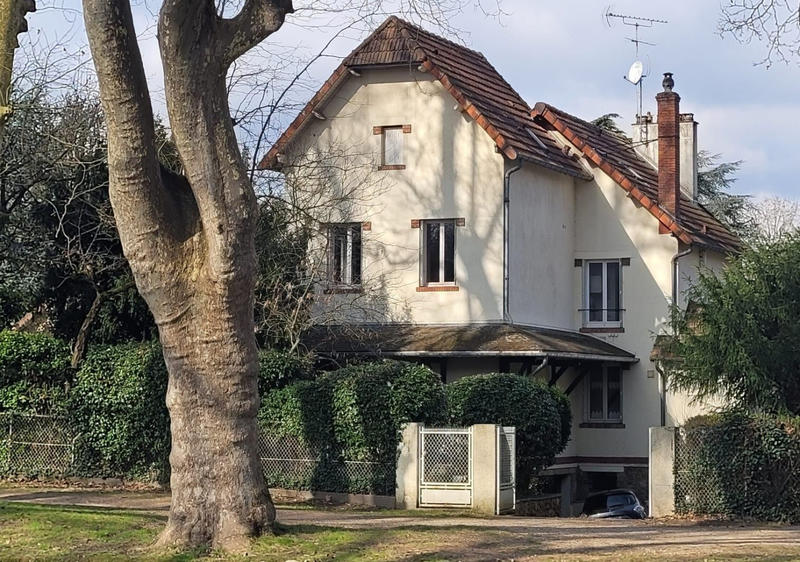 Maison - 192 m² - 9 pièces