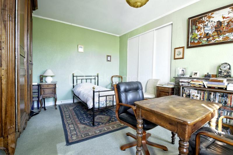 Maison en pierre - 255 m² - 8 pièces