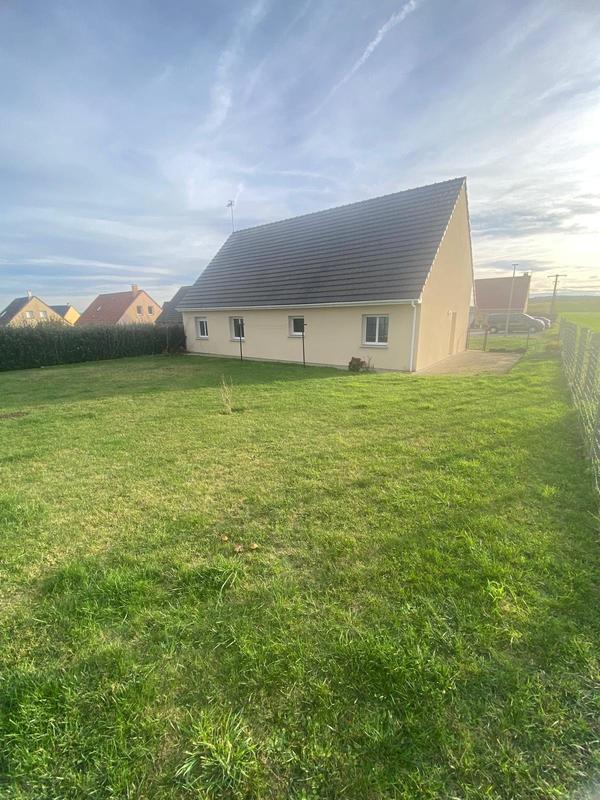 Maison - 102 m² - 4 pièces