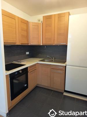 Chambre - 9 m² - 1 pièce