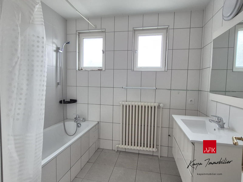 Maison - 125 m² - 8 pièces