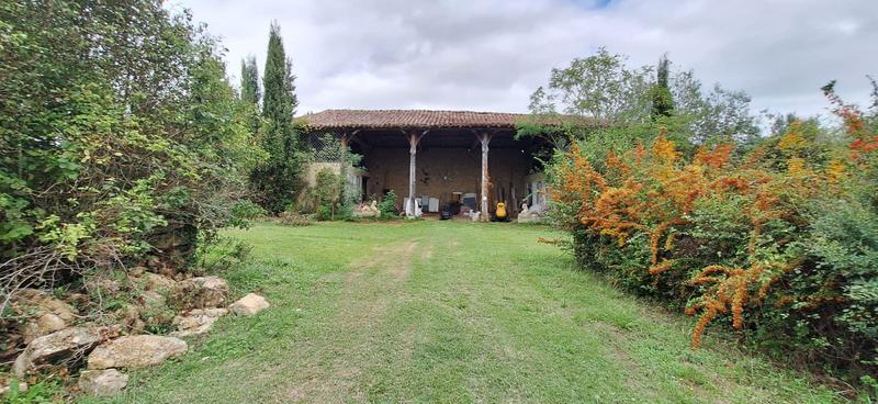 Maison - 347 m² - 1 pièce