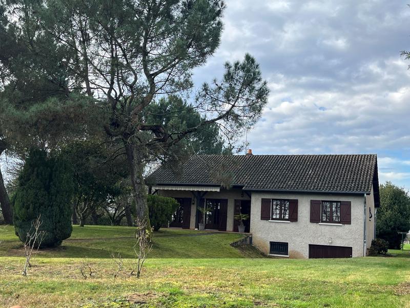 Maison traditionnelle - 118 m² - 6 pièces