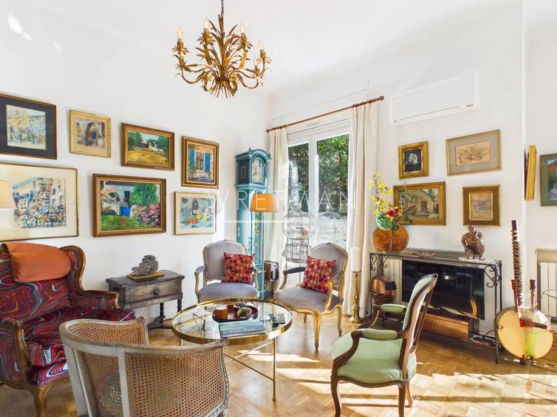 Appartement - 85 m² - 3 pièces