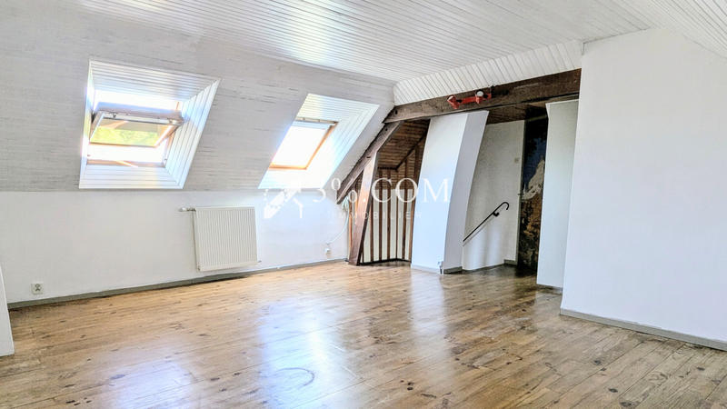 Maison - 95 m² - 4 pièces