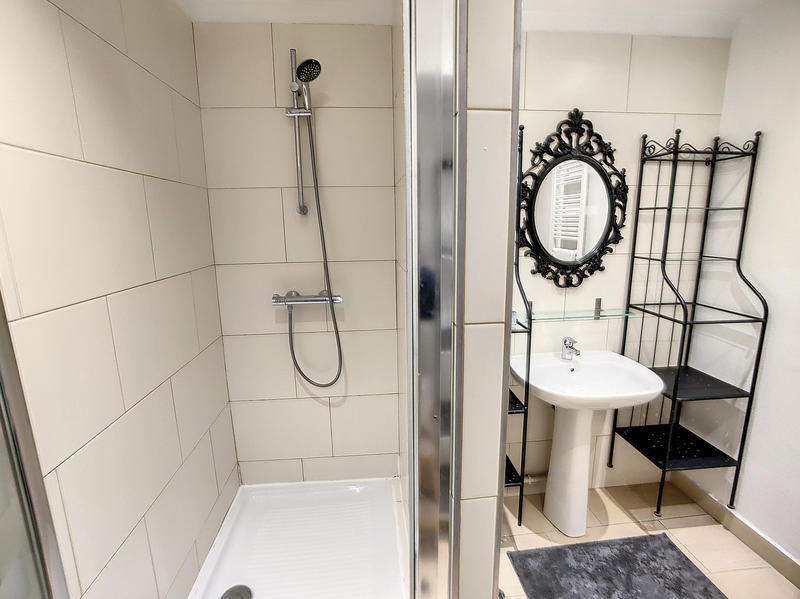 Appartement - 130 m² - 6 pièces