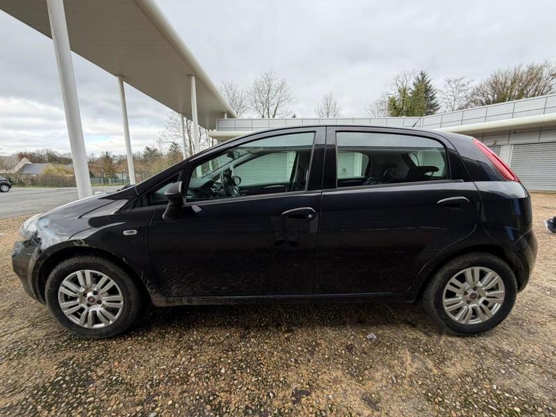 Fiat Punto III 1.2 69ch – 2016 - 66 000km Distribution Neuve Garantie 6 Mois