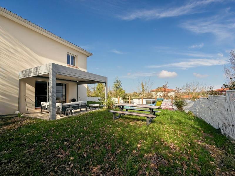 Maison - 125 m² - 5 pièces