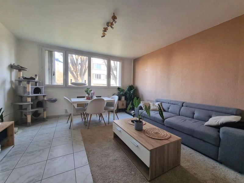 Appartement - 61 m² - 3 pièces