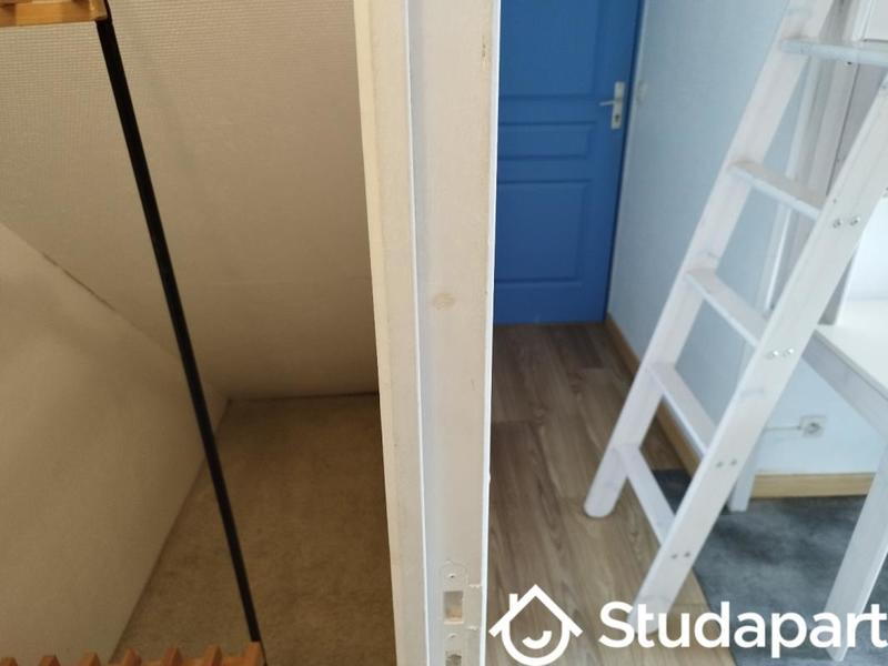 Chambre - 14 m² - 1 pièce